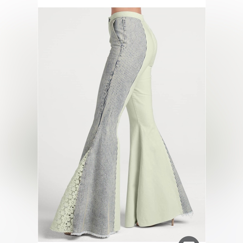 New Vintage style Flare Jeans - Picture 1 of 6